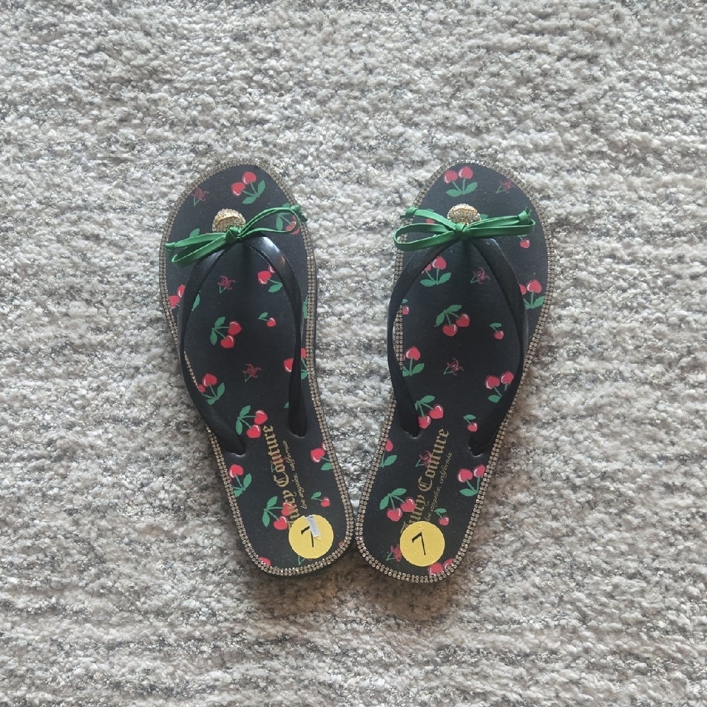 Juicy Couture Black and Green Sandals